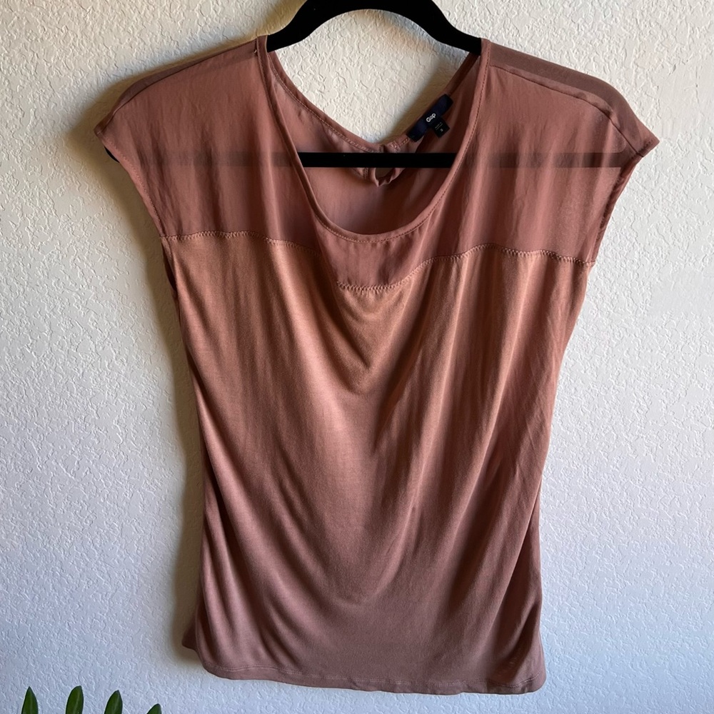 Gap blouse size small